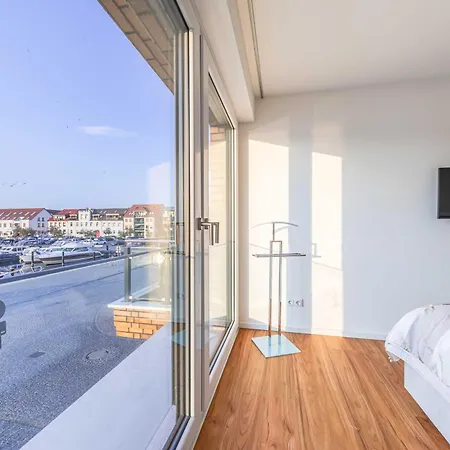 Apartment Hafenblick - In Der Hafenresidenz Mit Balkon & Wasserblick Waren (Mueritz)