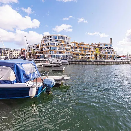 Hafenblick - In Der Hafenresidenz Mit Balkon & Wasserblick *