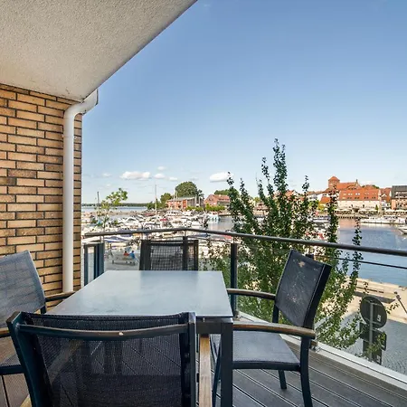 Appartement Hafenblick - In Der Hafenresidenz Mit Balkon & Wasserblick *