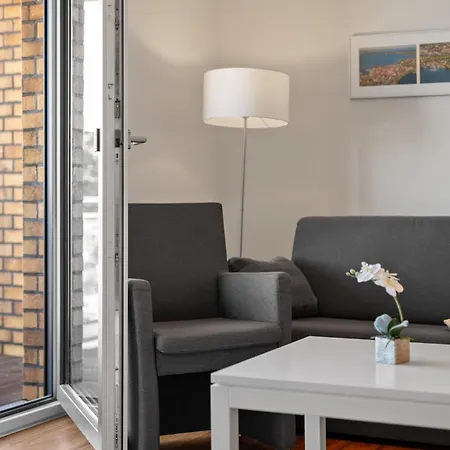 Hafenblick - In Der Hafenresidenz Mit Balkon & Wasserblick * Waren (Mueritz)