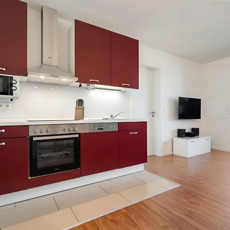 Appartement Hafenblick - In Der Hafenresidenz Mit Balkon & Wasserblick