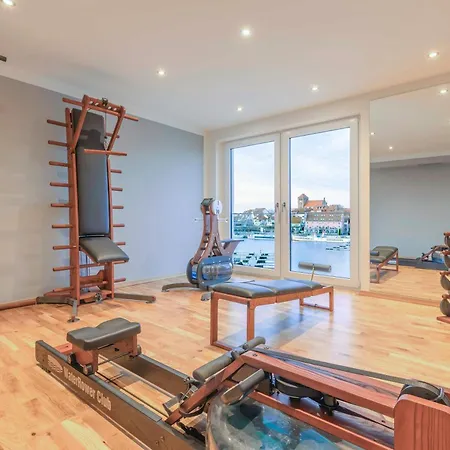 Appartement Hafenblick - In Der Hafenresidenz Mit Balkon & Wasserblick *